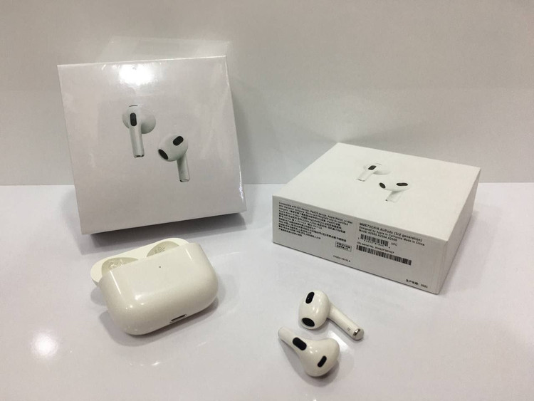 هدفون بی سیم مدل AirPods 3 سریال دار ایرلندی